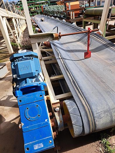 Usado Tapete transportador com 20 metros