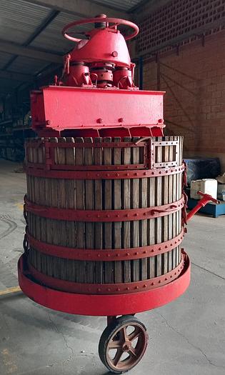 Used Prensa esmagadora de uva FAS