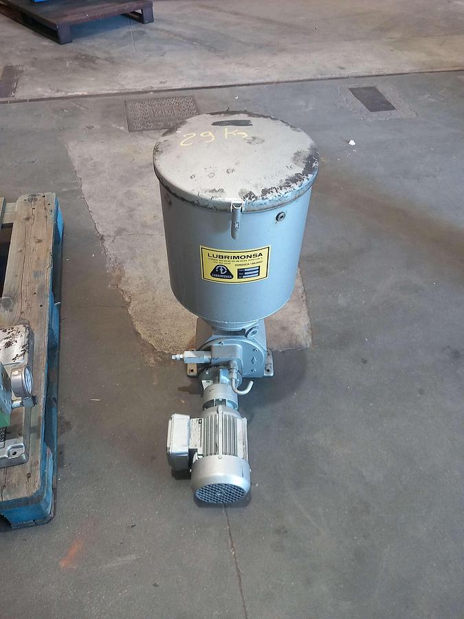 Used Bomba lubrificação eletrica Lubrimonsa
