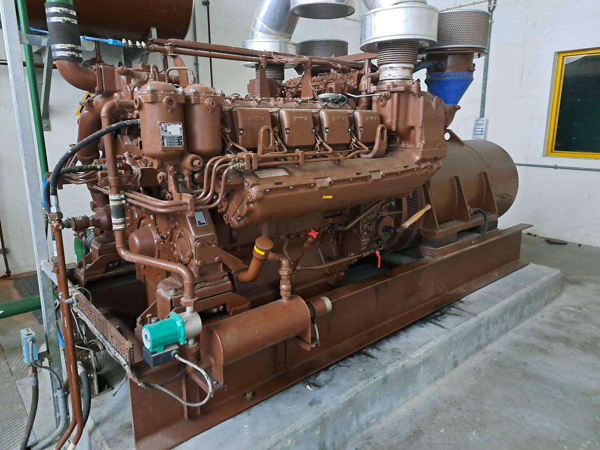 Used Gerador a diesel AEG de 650kva