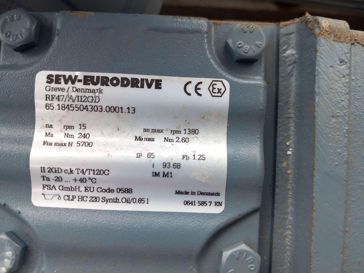 Used Motor com caixa redutora Sew-Eurodrive 1 CV