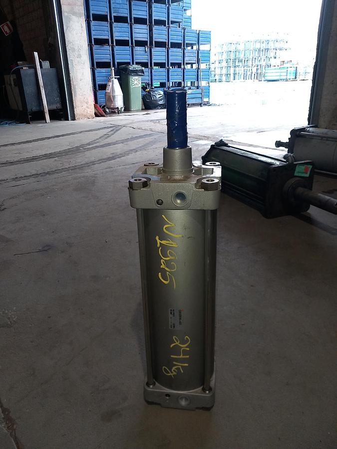 Used Macacos Pneumáticos SMC 