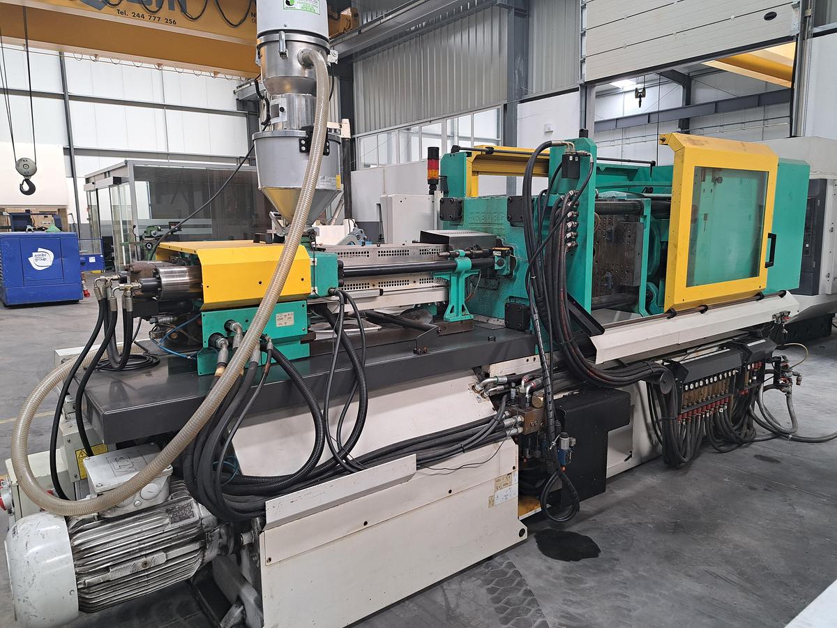 Used Máquina de injeção ARBURG 470S 1300-350