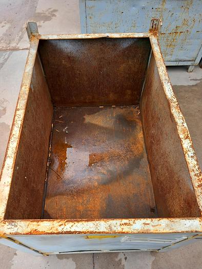 Used Caixas metálicas