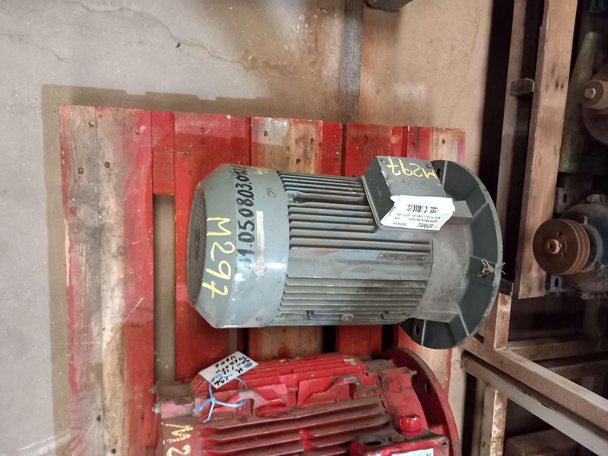 Used Motor elétrico AEG AM 160 M P 8/4
