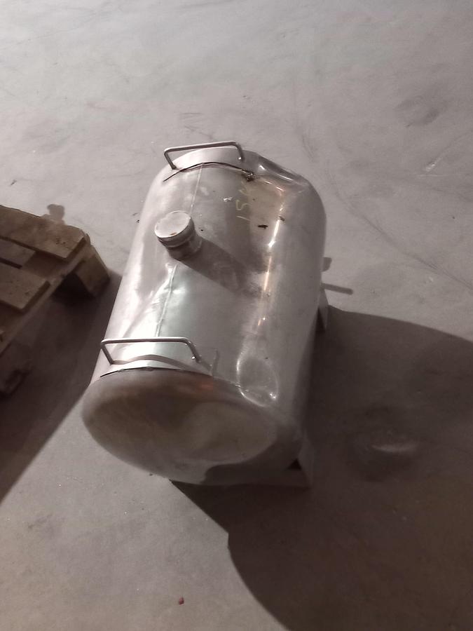 Used Depósito inox para combustivel