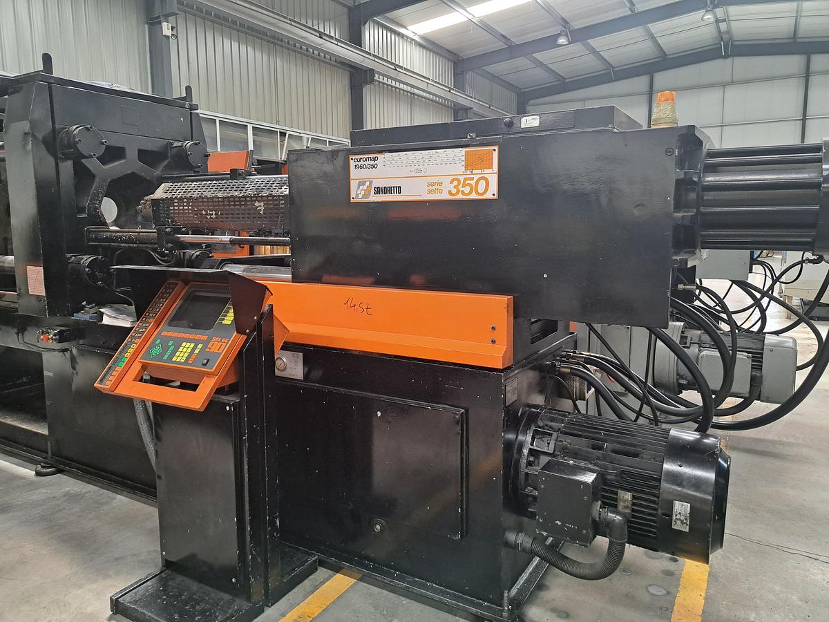 Used 1988 SANDRETTO EUROMAP 1960-350 Serie hp 350 S7 350