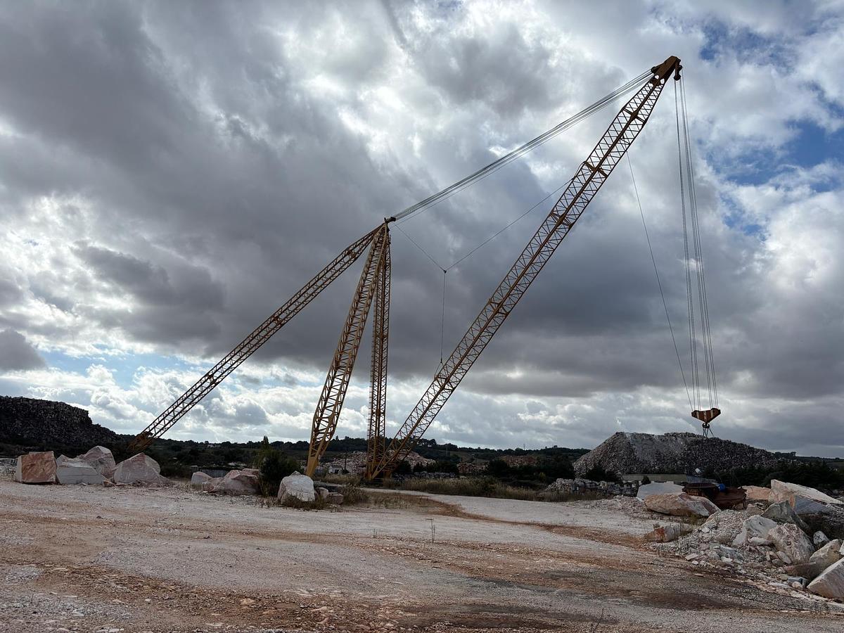 Used Grua DERRICK de 50 toneladas para pedreiras