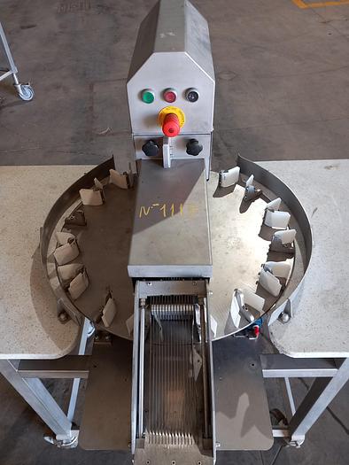 Used Máquina de cortar vegetais KRONEN 1180-122