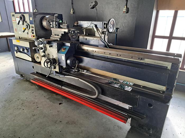 Used Torno ZMM SLIVEN de 2 metros