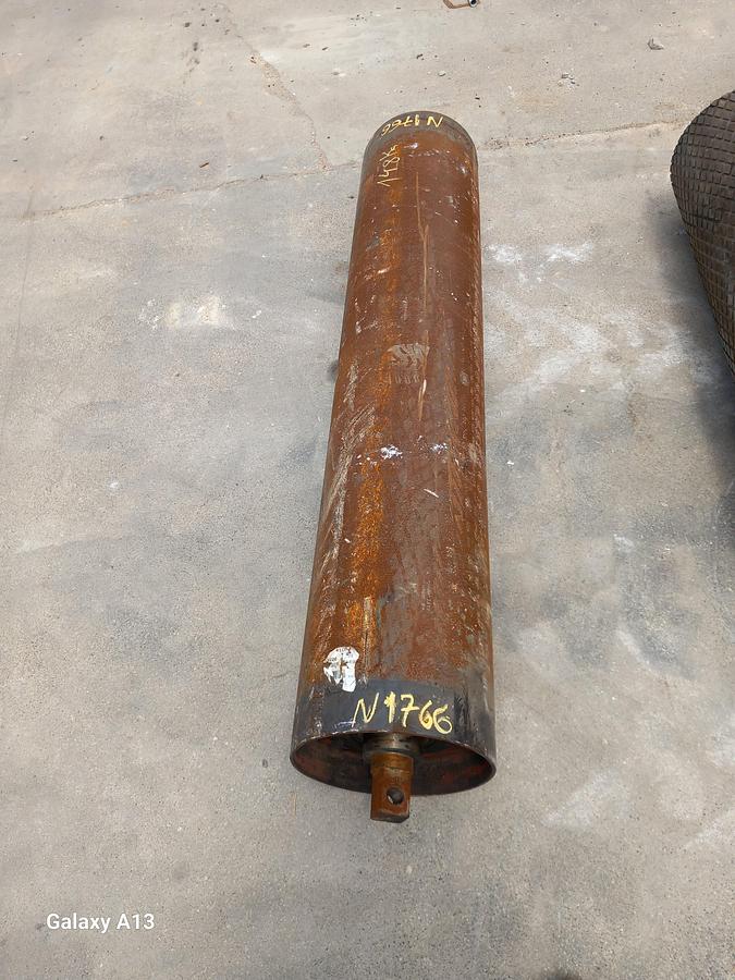 Used Tambor de acionamento liso  300 x 1520