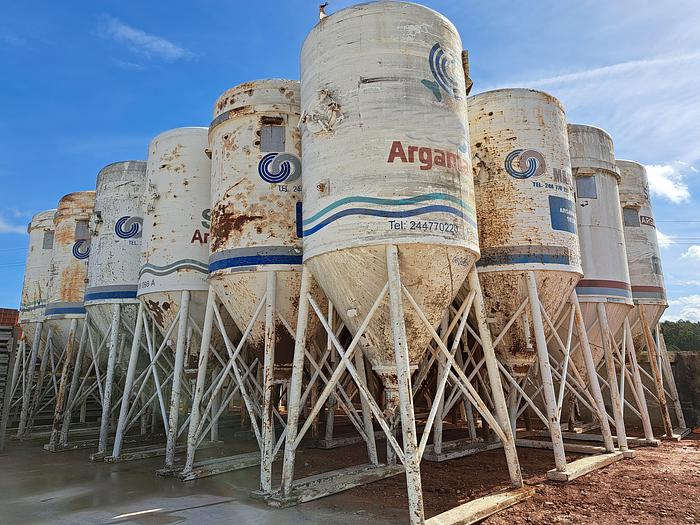 Usado Silo de ferro de 25 m3