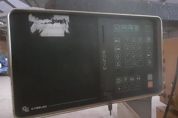 Usado Guilhotina MEBUSA 3106E