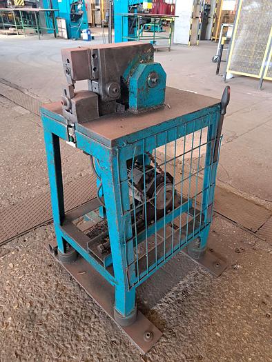 Used Máquina de tico-tico duplo