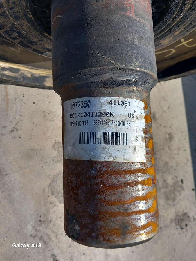 Used Tambor de acionamento emborrachado nervurado 630 x 1400