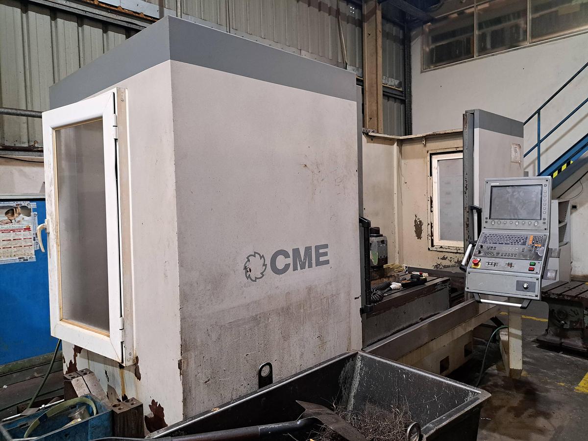 Used Centro de maquinação vertical CME FS-0