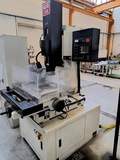 Used Erosão por fio EDM S26