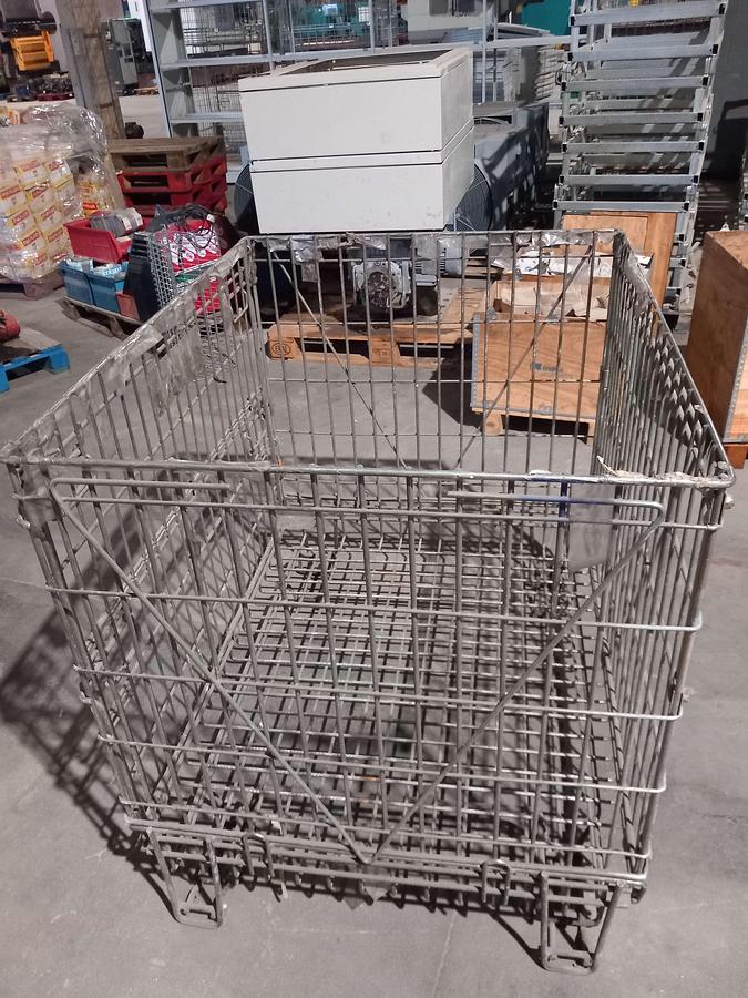 Used Caixas/contentores metálicos multiuso de 0,9 x 1,15 x 0,9 mt