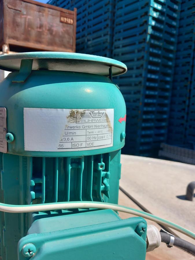 Used Deposito de plástico Envirochemie 3000 litros
