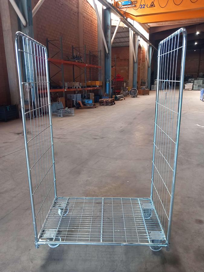 Used Carrinhos Metalicos com rodas