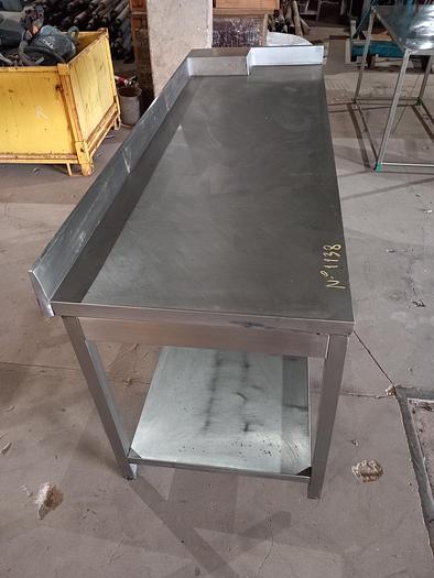 Used Mesa de inox 2X0,7 metros
