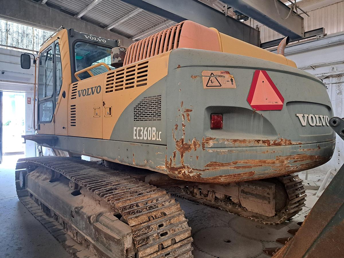 Used Giratória de rastos VOLVO EC360 BLC