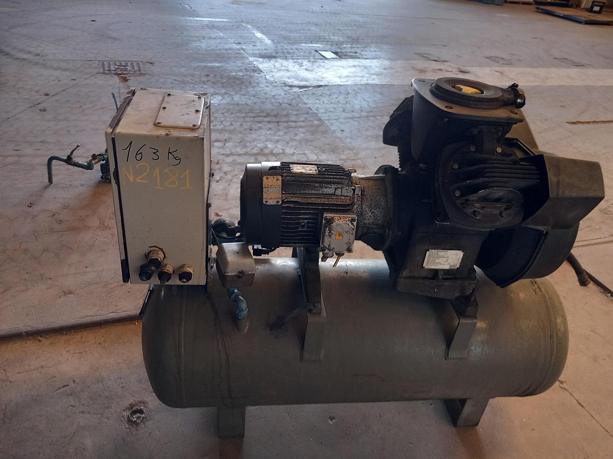 Used Compressor Atlas Copco LE 7