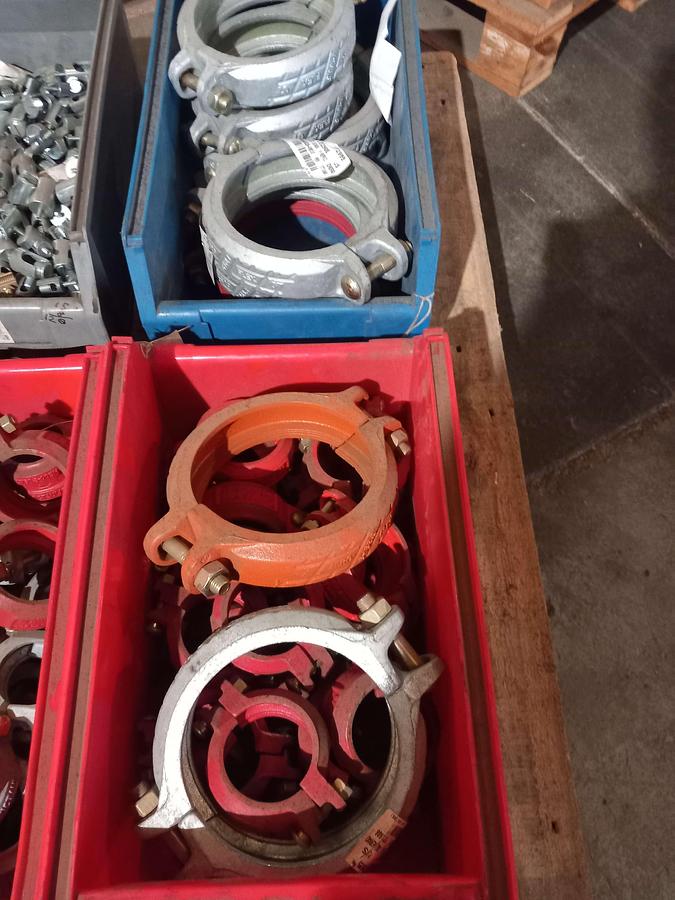 Used Acessórios metálicos