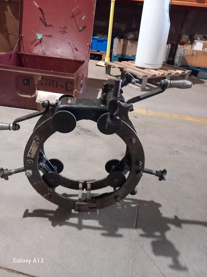 Used Máquina de corte de tubos Zinser 50/49/76