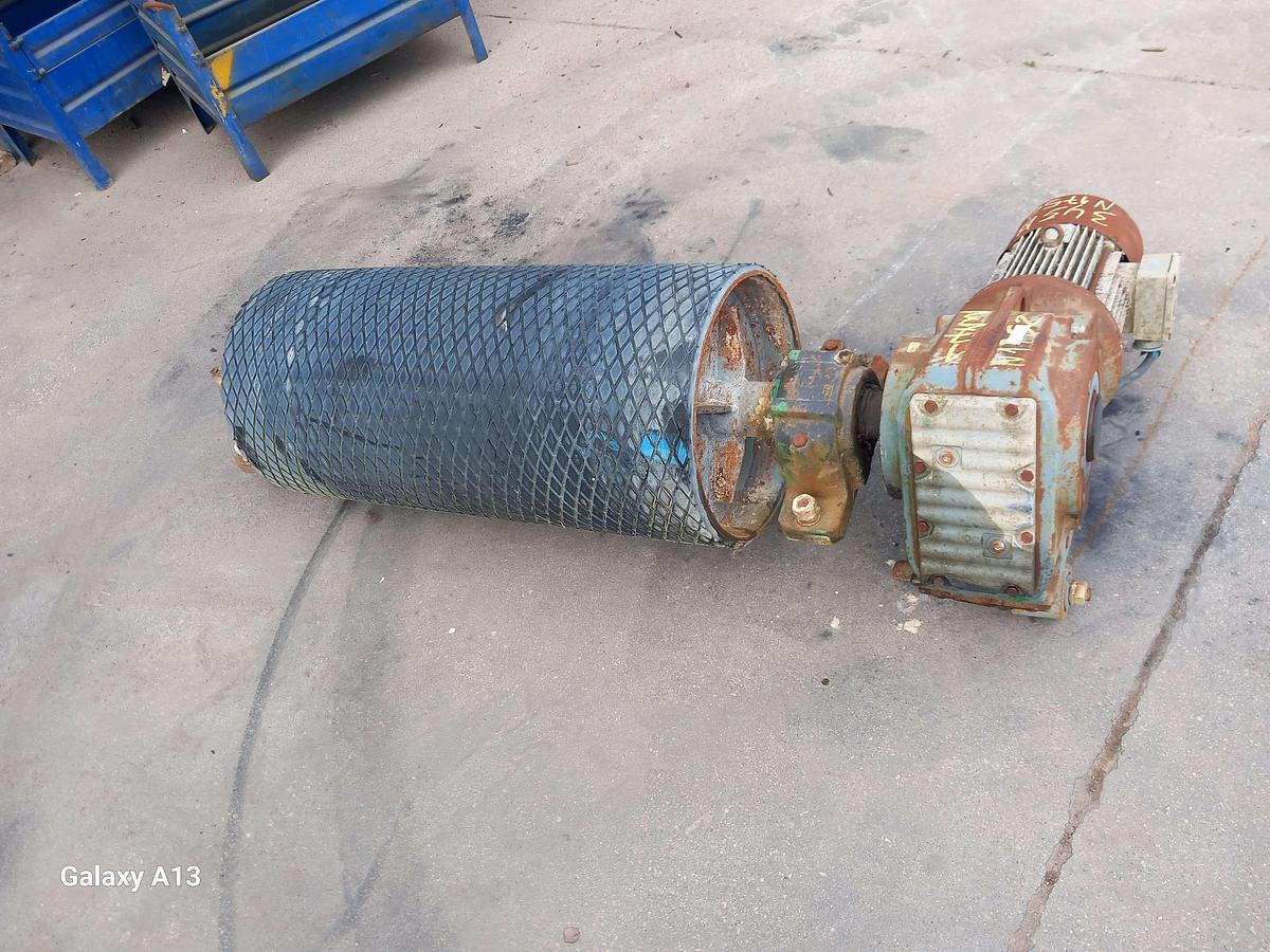 Used Tambor de acionamento emborrachado nervurado 400 x 900