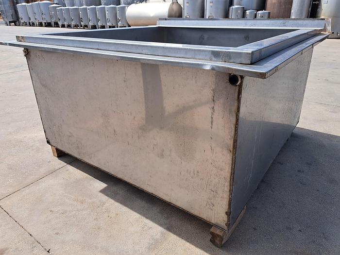 Used Reservatório de inox quadrangular