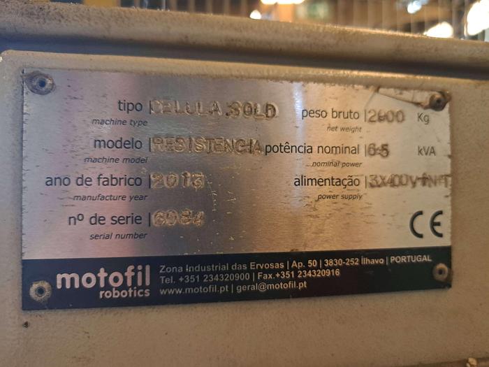 Used Robot de soldadura por resistência FANUC R-2000IB 210F 