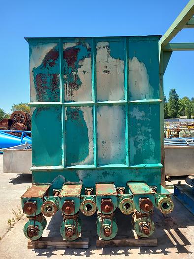 Used Tulha con 8 saidas