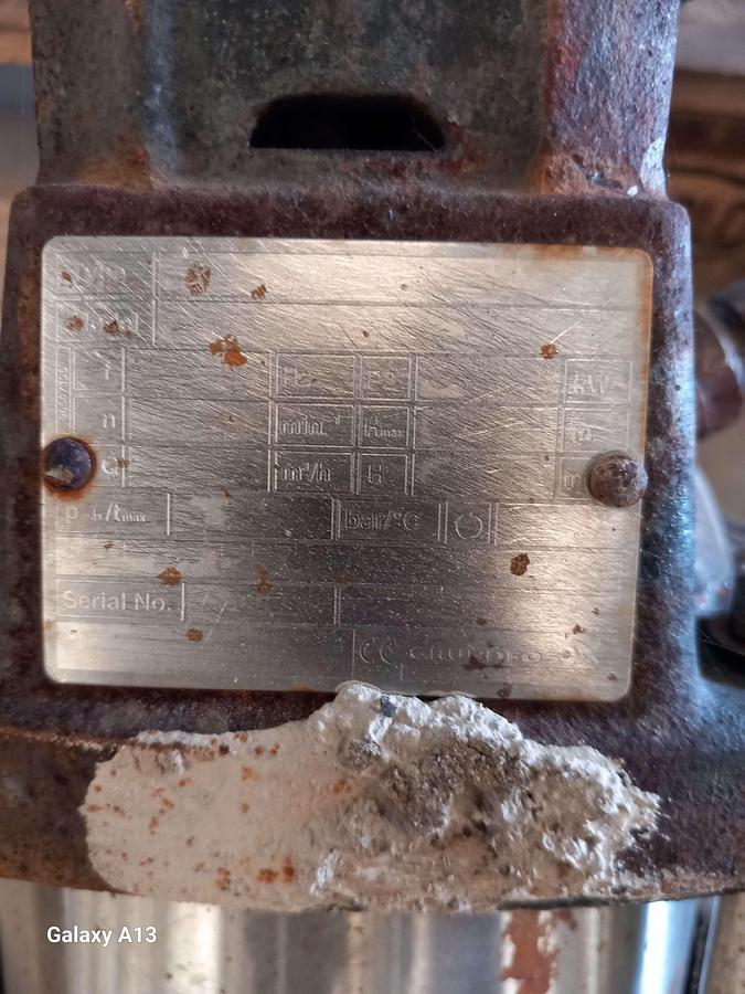 Used Motor con bomba GRUNDFOS 