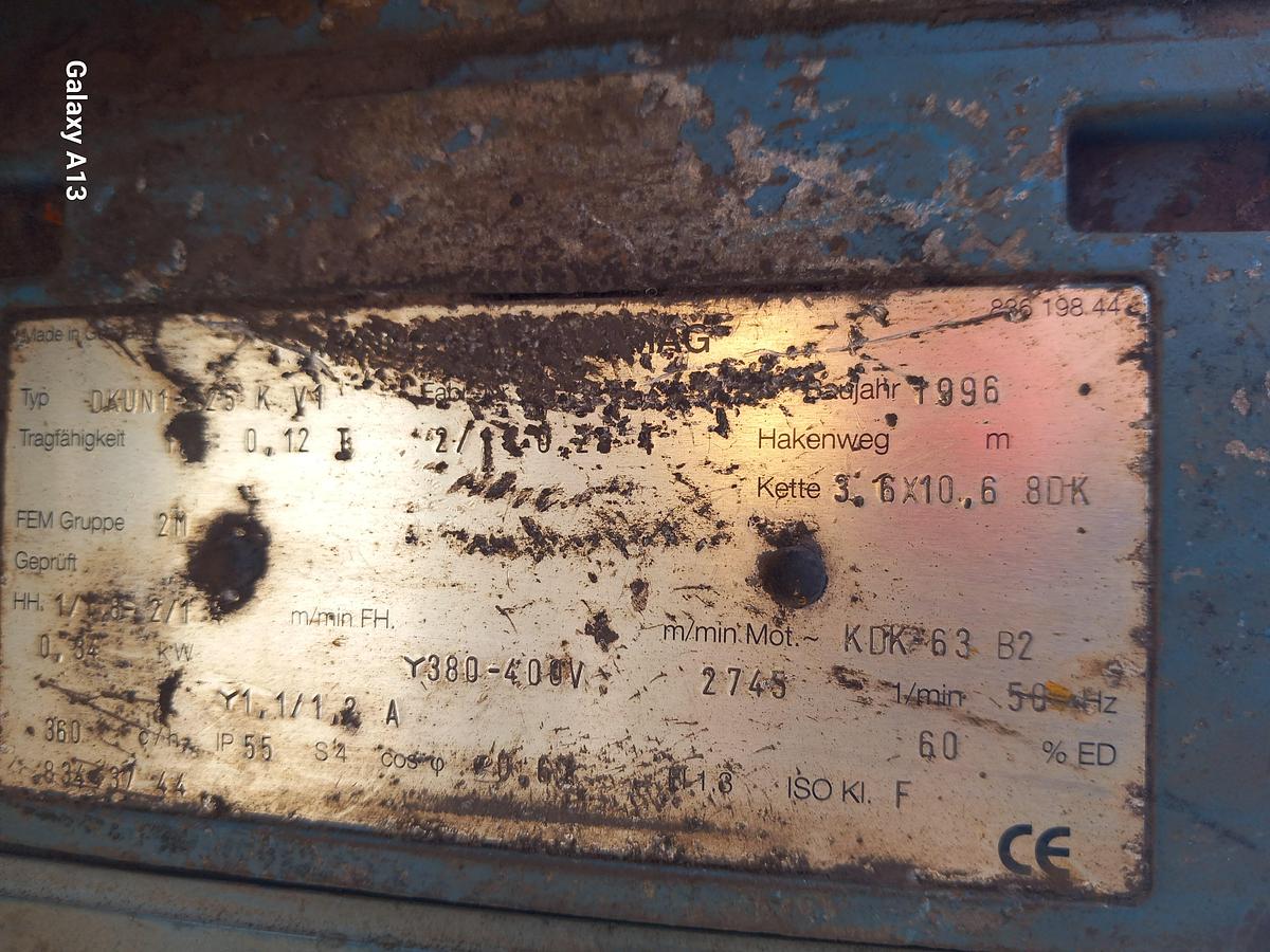 Used Guincho Demag DKUN 1-125K VI de 0,25 Tn