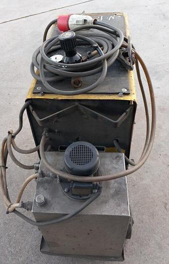 Usado Máquina de soldar ELARCO TIG 200