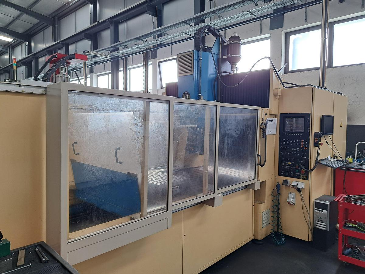 Used Fresadora vertical LGB PFCNC23011