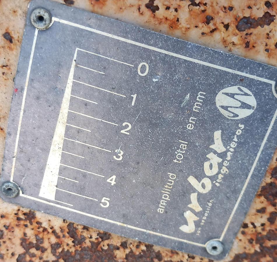 Used Mesa vibratória Urbar