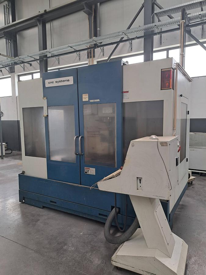 Used Centro de maquinação SHARNOA HPM40