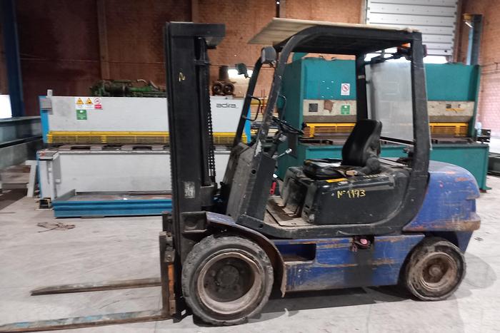 Used Empilhador SAMSUNG SF30D