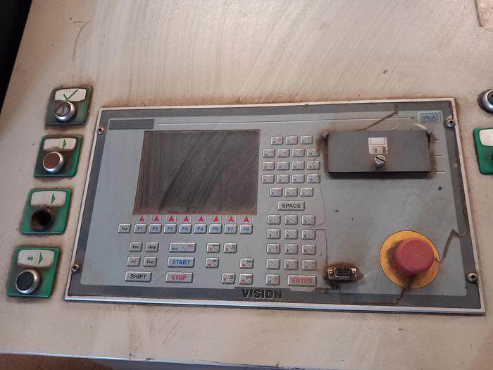 Used Centro de maquinação para alumínio FOM ARGO35