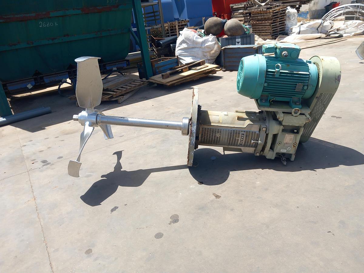 Used Depósito de inox Ekato 3300 litros