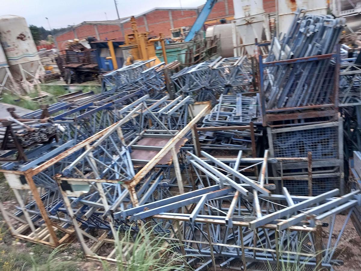 Used Plataforma elevatória