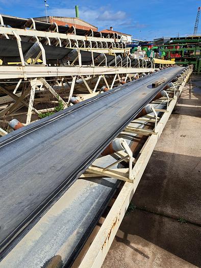 Usado Tapete transportador com 20 metros