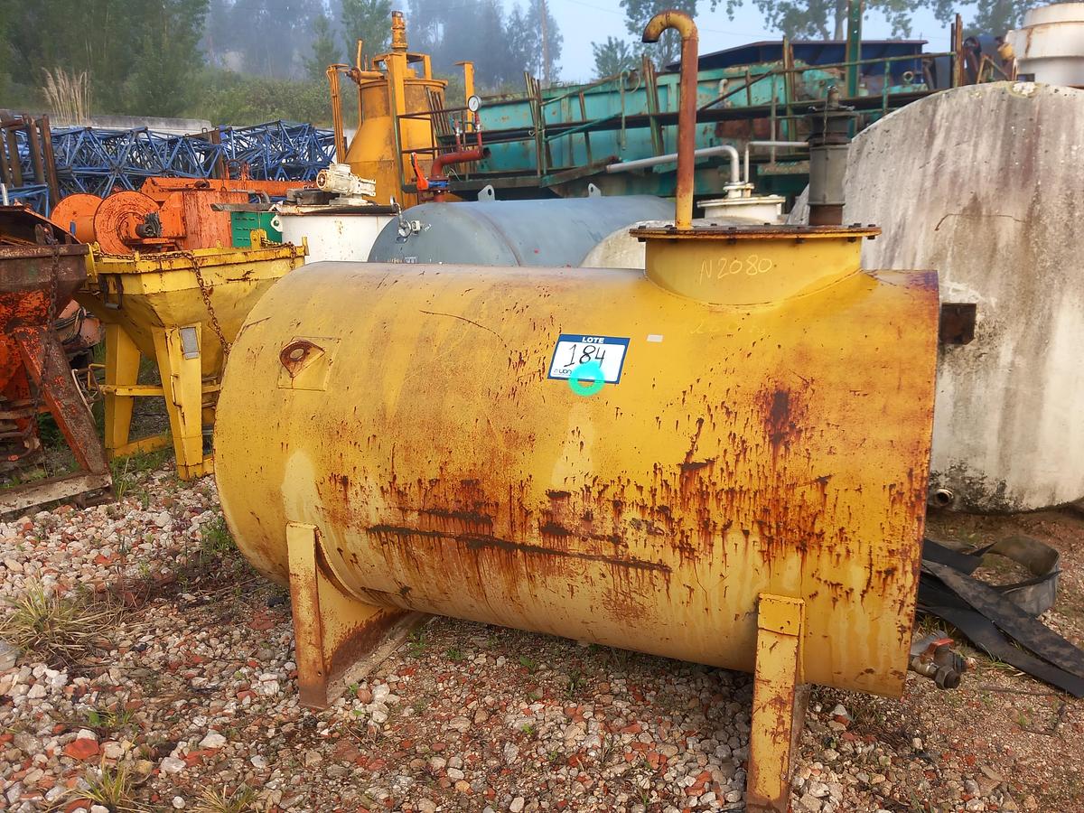 Used Reservatório de ferro para combustivel 