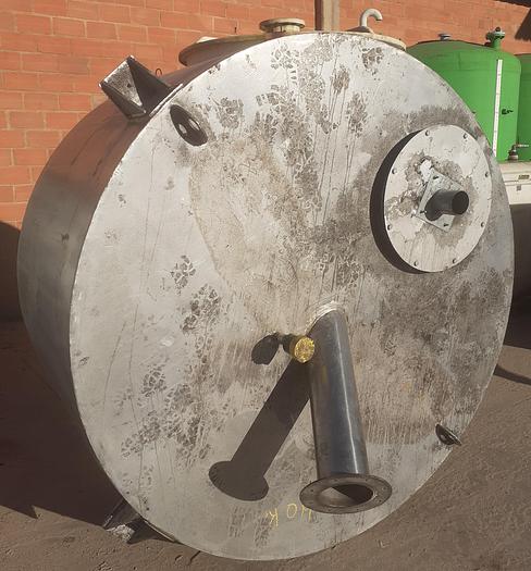 Usado Reservatório / Silo de inox de 4000 Lt