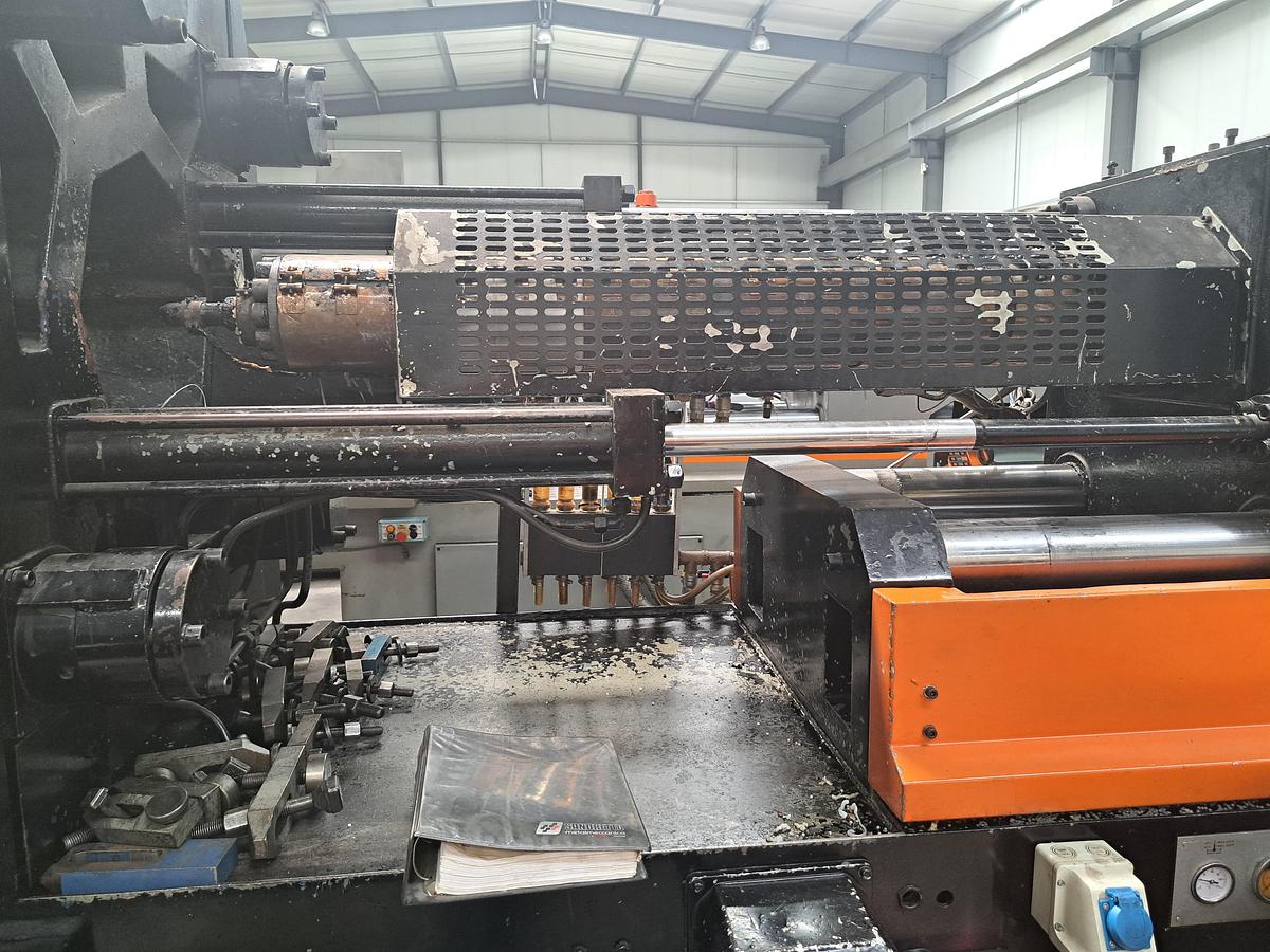 Used 1988 SANDRETTO EUROMAP 1960-350 Serie hp 350 S7 350