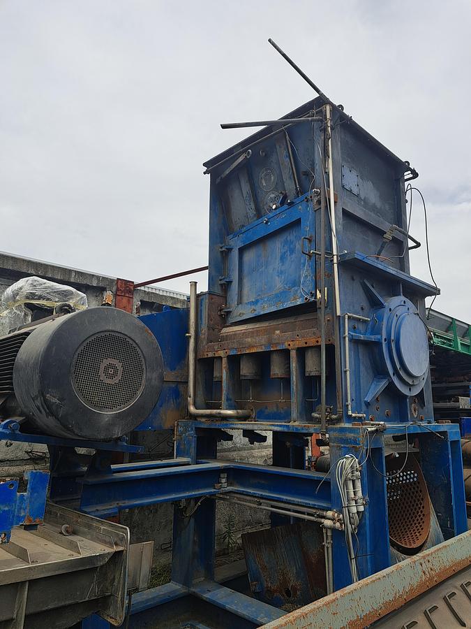 Used Moinho de martelos triturador de sucata DANIELI LYNXS