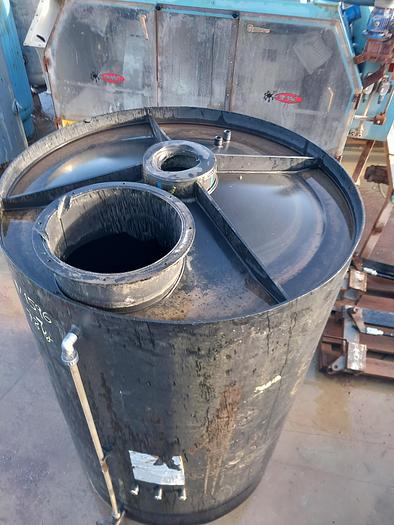 Used Deposito de plástico