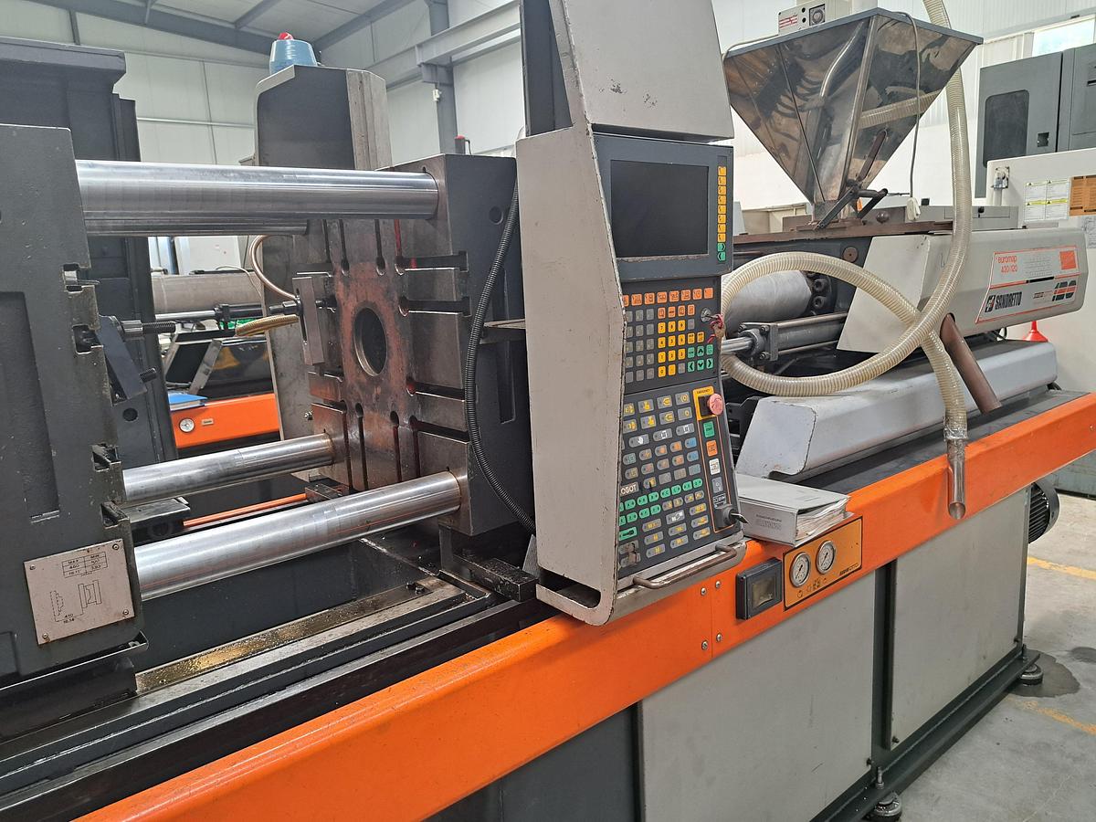 Used 1995 SANDRETTO EUROMAP 430-120 Serie Otto 120